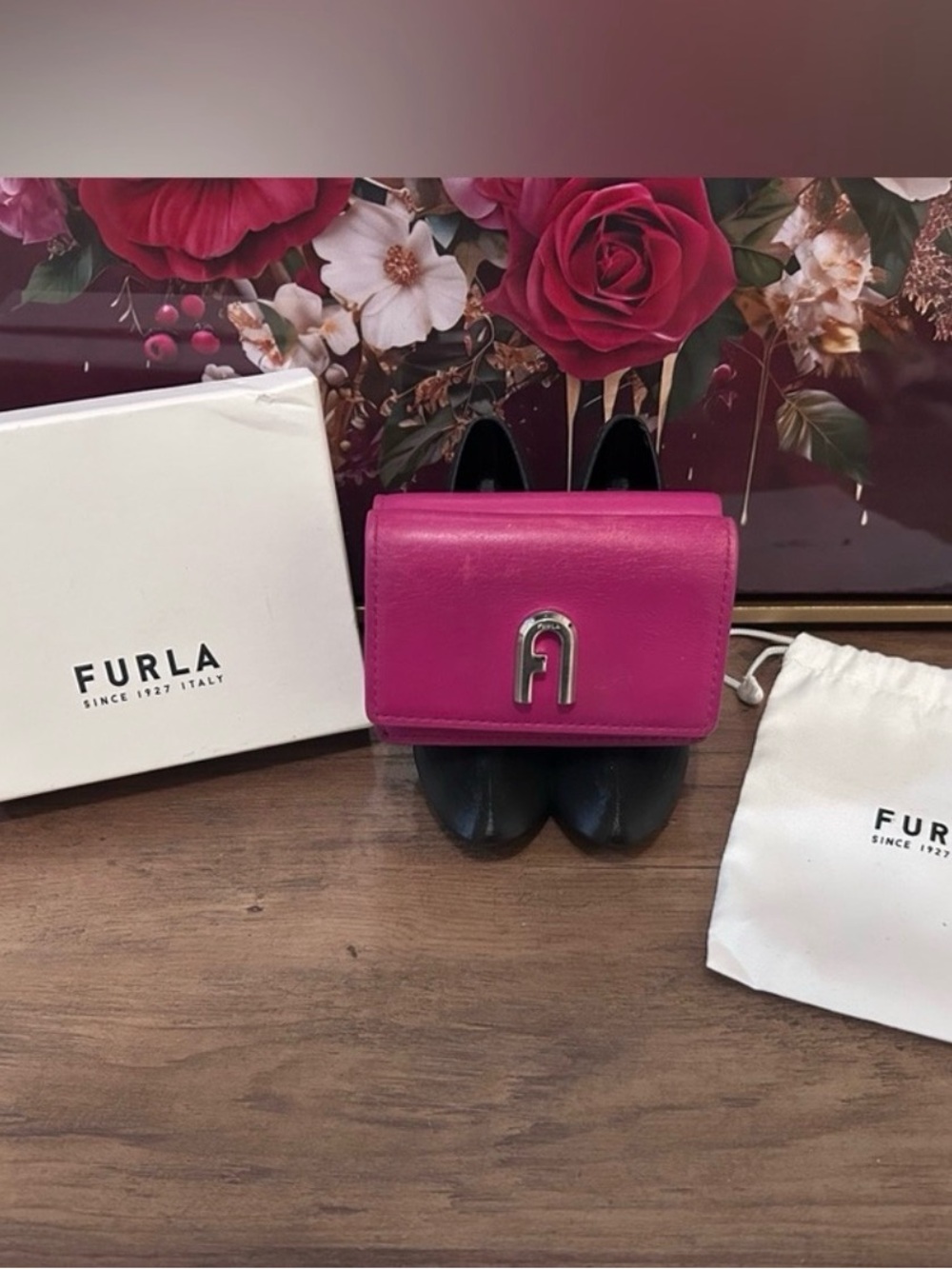 Furla Fuchsia Leather Mini Wallet with Silver Logo includes box and dusty - Picture 2 of 8